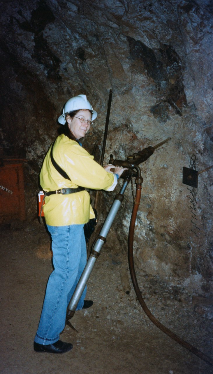 AandM visit to mine outside of Bisbee Dec 2001 3